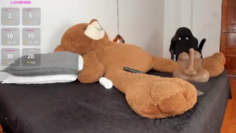 gio_gray online show from 07/07/26, 07:23