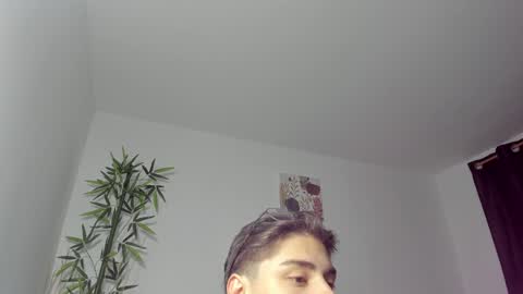 Snapshot of gio_russo chatting on 01/13/25, 09:20 GioRusso online show from 01/13/25, 09:20