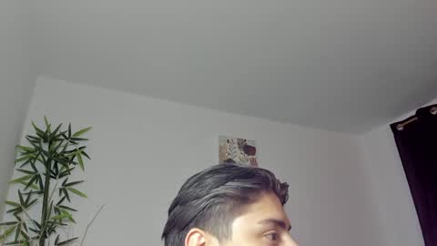 Snapshot of gio_russo chatting on 01/28/25, 01:39 GioRusso online show from 01/28/25, 01:39