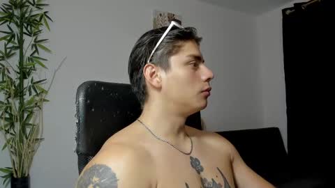 Snapshot of gio_russo chatting on 02/16/25, 12:08 GioRusso online show from 02/16/25, 12:08