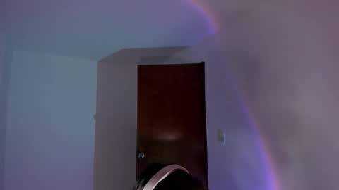 Snapshot of gio_russo chatting on 10/24/25, 10:28 GioRusso online show from 10/24/25, 10:28