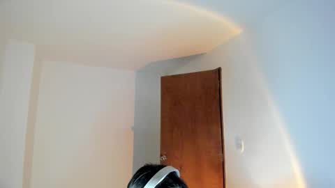 Snapshot of gio_russo chatting on 11/02/25, 02:25 GioRusso online show from 11/02/25, 02:25