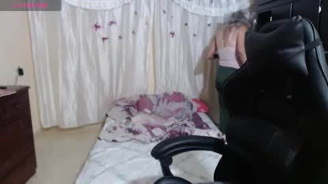 Mary online show from 02/23/25, 01:02