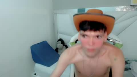 Snapshot of giorgio_gio_ chatting on 04/03/26, 09:35 GIORGIO online show from 04/03/26, 09:35