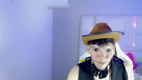 Snapshot of giorgio_gio_ chatting on 04/11/26, 10:58 GIORGIO online show from 04/11/26, 10:58