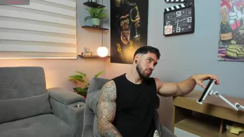 Snapshot of giorgio_leone2 chatting on 06/06/26, 12:05 Giorgio leone online show from 06/06/26, 12:05