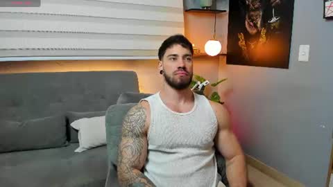 Snapshot of giorgio_leone2 chatting on 07/04/26, 12:17 Giorgio leone online show from 07/04/26, 12:17