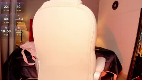 Giovanna  online show from 03/28/26, 04:56