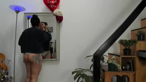 girasol1921 online show from 12/03/24, 07:22