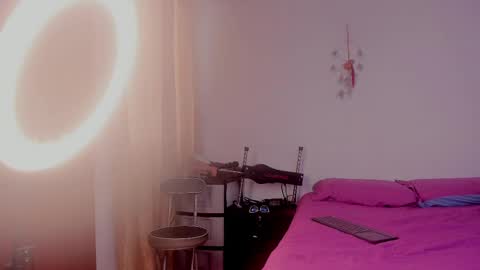 Girasol Walton online show from 02/21/25, 01:00