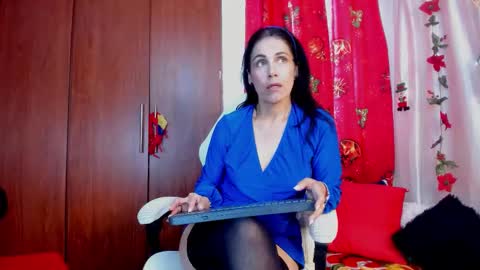 Girasol Walton online show from 01/08/26, 02:08