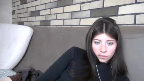 girl_cute007 online show from 05/27/26, 04:04