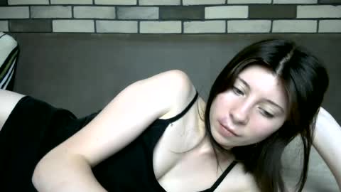 Snapshot of girl_cute007 chatting on 06/29/26, 07:03 girl_cute007 online show from 06/29/26, 07:03