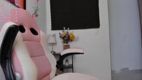 Bri online show from 04/12/26, 04:45