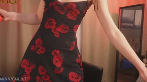 Nikki online show from 01/15/26, 04:55