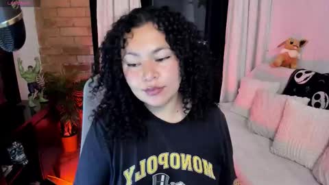 girl_inline online show from 02/06/26, 12:26