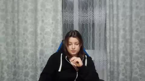 Snapshot of girl_leya chatting on 01/29/25, 09:07 girl_leya online show from 01/29/25, 09:07