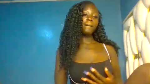 girl_shani online show from 07/18/26, 12:59