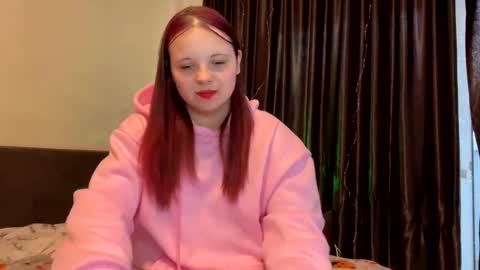 Snapshot of girl_shy07 chatting on 05/28/26, 05:10 girl_shy07 online show from 05/28/26, 05:10