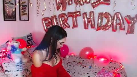 Snapshot of girlhot_tss chatting on 02/20/25, 03:34 Ariana Sophia. online show from 02/20/25, 03:34