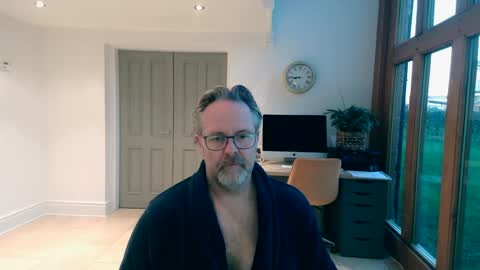 Snapshot of girlsandbikes chatting on 01/02/25, 08:17 girlsandbikes online show from 01/02/25, 08:17