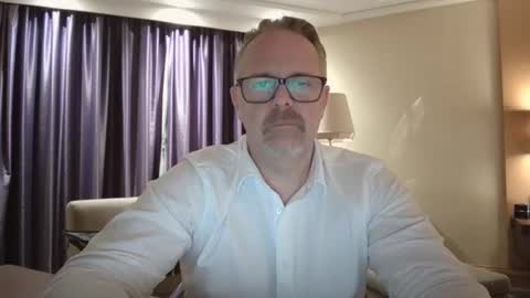 Snapshot of girlsandbikes chatting on 01/28/25, 08:58 girlsandbikes online show from 01/28/25, 08:58