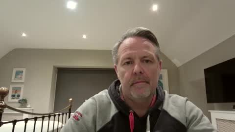 Snapshot of girlsandbikes chatting on 12/18/25, 05:41 girlsandbikes online show from 12/18/25, 05:41