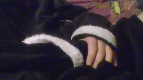 lovegirlscallme online show from 10/16/25, 07:04