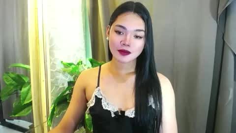 Precious online show from 02/05/26, 01:49