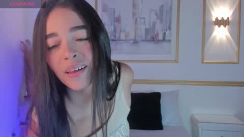 G I S E online show from 03/24/26, 02:05