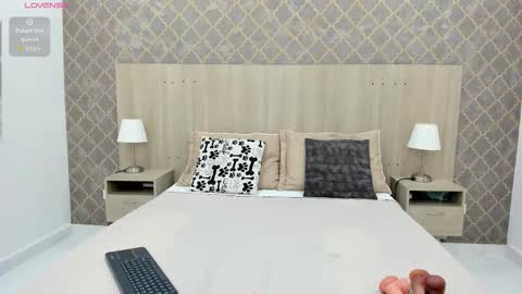 Snapshot of gisela_moreno chatting on 10/28/25, 07:27 Gisela Moreno online show from 10/28/25, 07:27