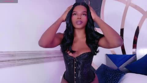 gisela_valencia online show from 05/13/26, 05:49