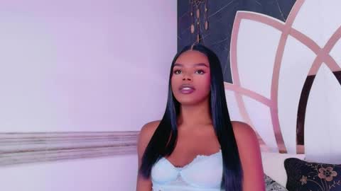 gisela_valencia online show from 05/25/26, 12:44