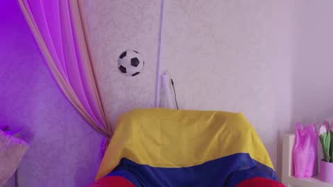 Snapshot of giselamaru chatting on 06/20/26, 11:35 online show from 06/20/26, 11:35