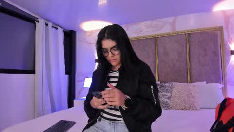 Snapshot of giselamaru chatting on 07/26/26, 10:11 online show from 07/26/26, 10:11