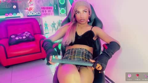 Gisel online show from 02/26/25, 09:48