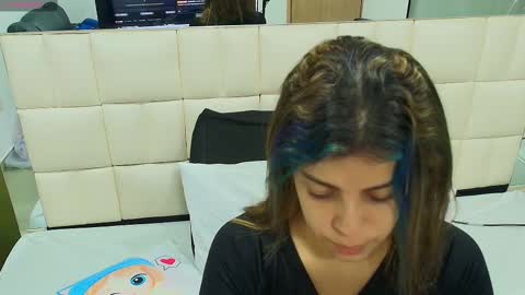 Gisell online show from 10/27/25, 11:25