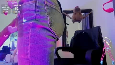 gisell taylor online show from 06/16/26, 12:08