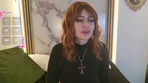 Snapshot of giselx_xx chatting on 12/18/25, 02:12 GISEL online show from 12/18/25, 02:12