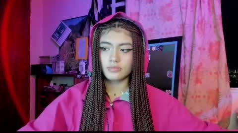 Giulietta online show from 12/18/24, 07:04