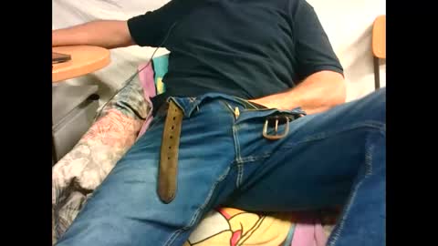 giulio__35 online show from 09/10/25, 03:01