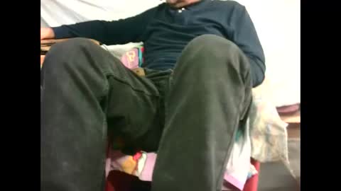 Snapshot of giulio__35 chatting on 12/04/25, 06:38 giulio__35 online show from 12/04/25, 06:38