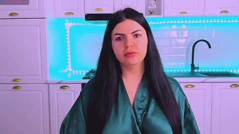 Giulia online show from 04/07/26, 03:51