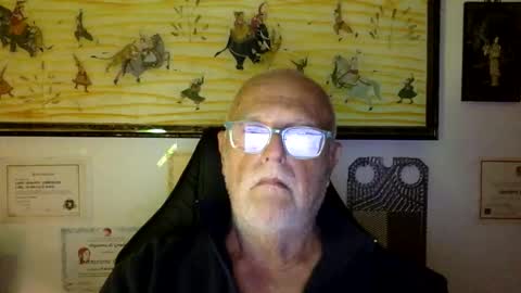 giutomma930394 online show from 04/16/26, 09:26