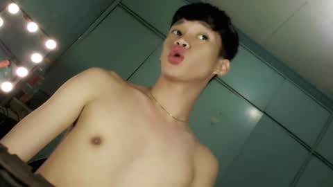 givemethrillx online show from 04/06/26, 02:31