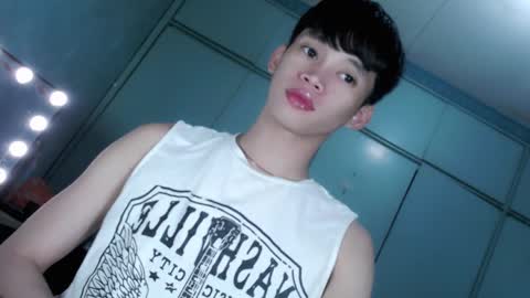 givemethrillx online show from 04/09/26, 01:27