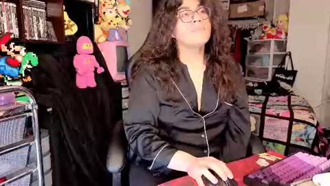 glaceon9 online show from 06/23/26, 12:41