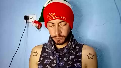 gladiador3017 online show from 12/18/25, 02:39