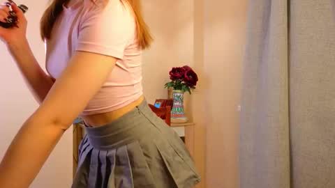 Snapshot of gladyshankins chatting on 10/28/25, 03:54 Call me Daisy online show from 10/28/25, 03:54