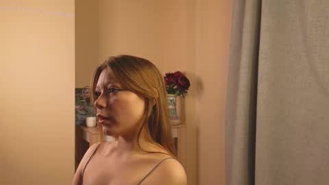 Snapshot of gladyshankins chatting on 11/02/25, 03:53 Call me Daisy online show from 11/02/25, 03:53